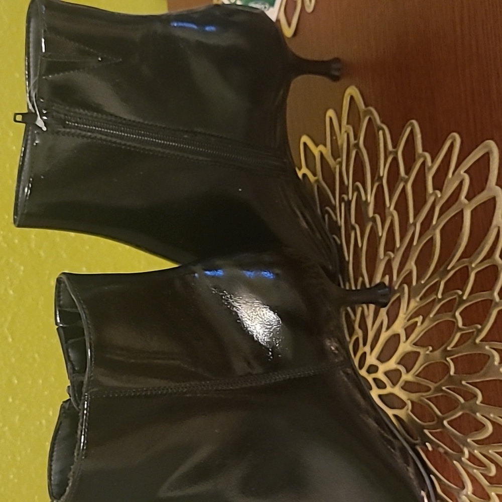 Rachel Zoe Glossy Black Ankle Booties - Picture 3 of 3